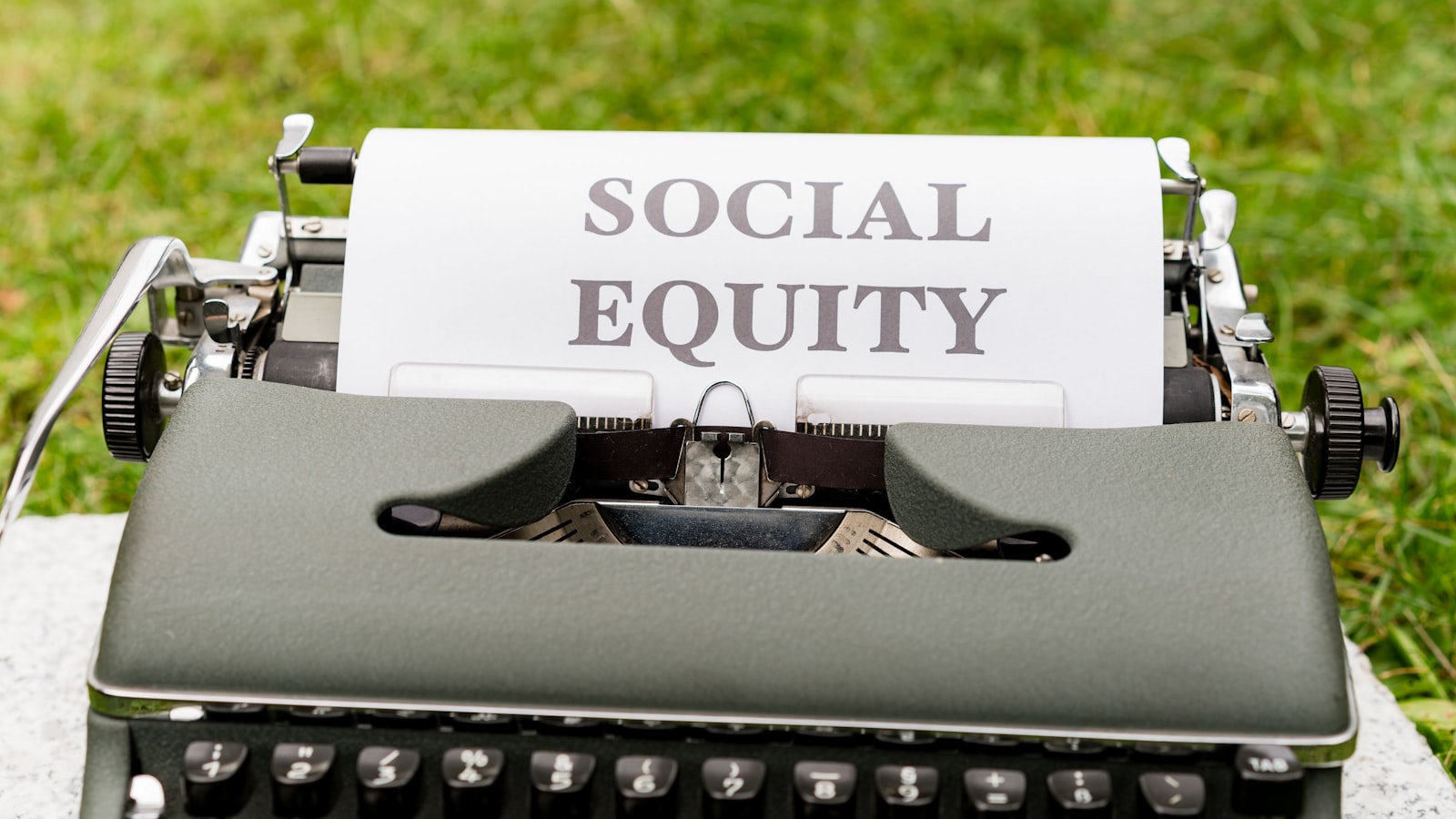 Cara Menilai Equity Crowdfunding 2026: Panduan Baca Risiko dan Potensi Bisnis Sebelum Investasi
