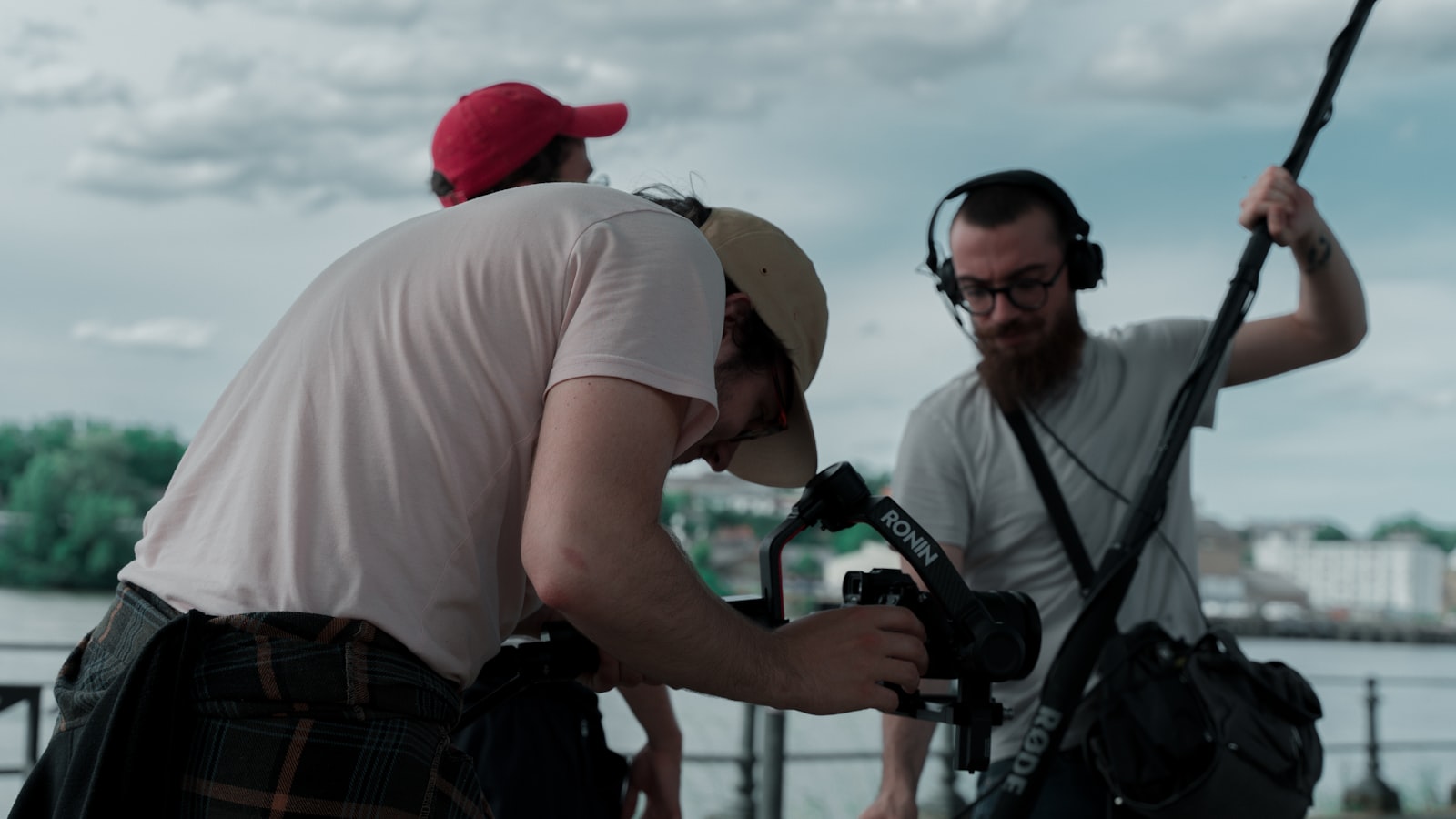 Jasa Short-Form Video Hook Audit: Niche Freelance 2026 yang Mulai Dicari Brand Kecil