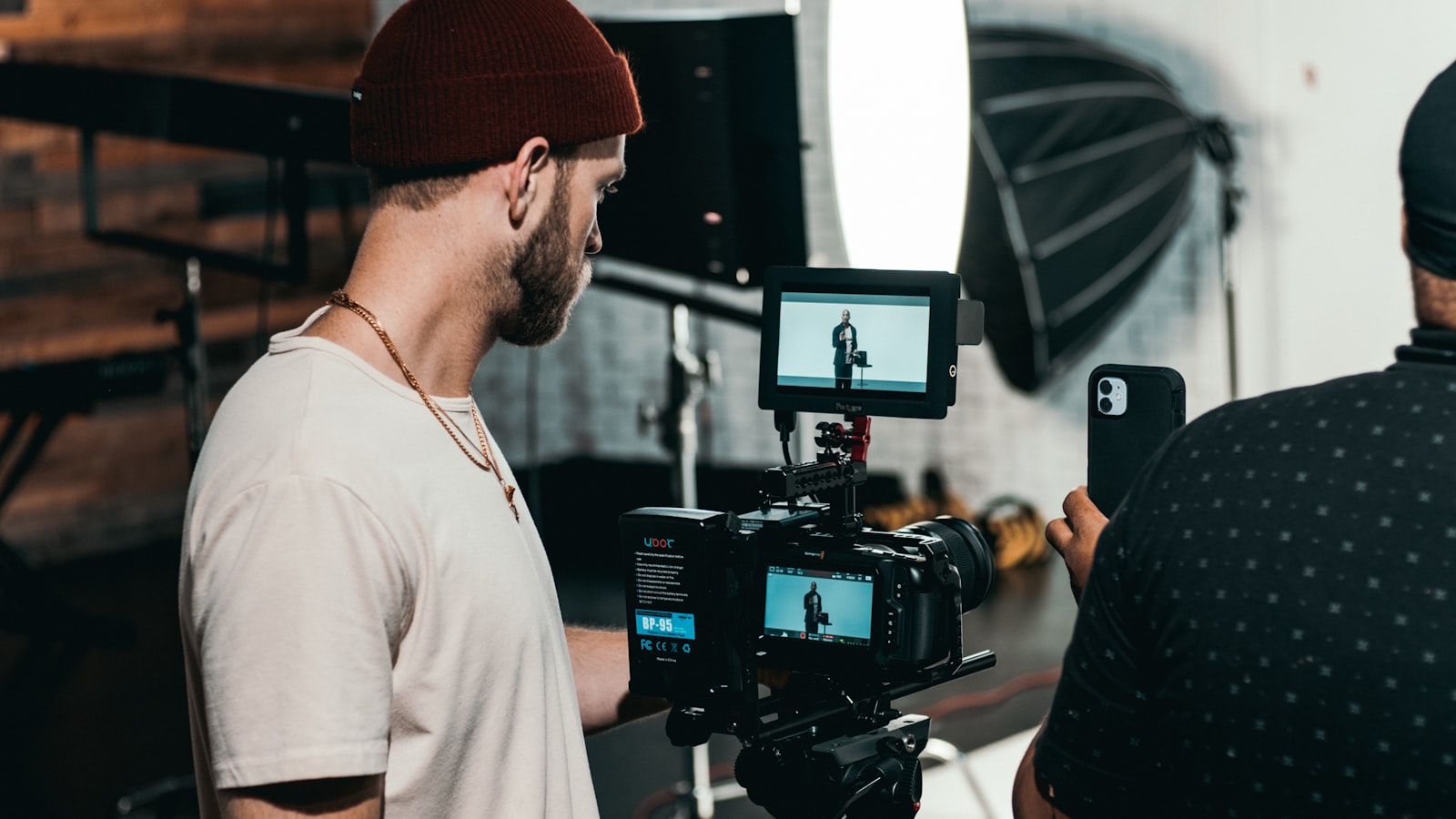 Jasa Short Video Comment Management: Niche Freelance 2026 yang Mulai Dicari Brand Aktif di Reels dan TikTok