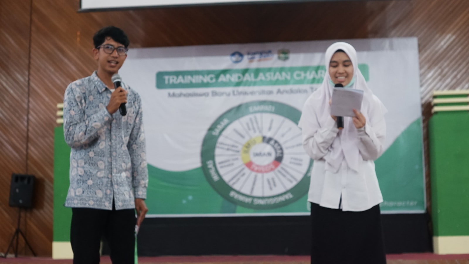 Meeting Recap 10 Menit: Tips dan Trik Mengubah Ringkasan Rapat AI Jadi Tugas Harian yang Benar-Benar Jalan